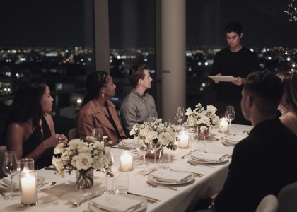 Mesa de cena elegante